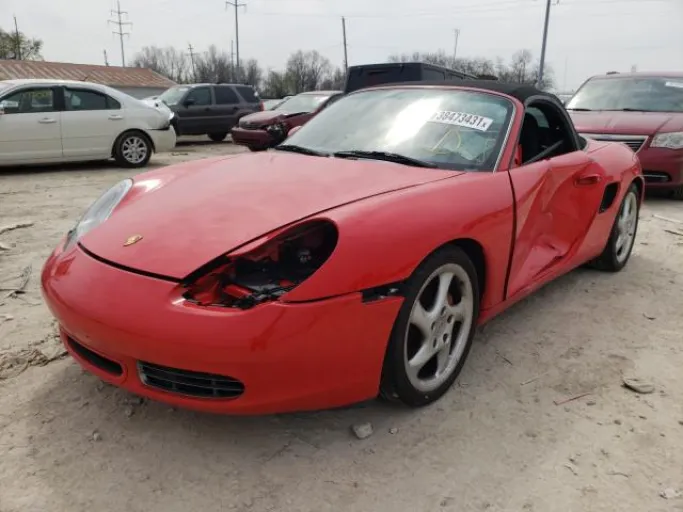 2000 Porsche Boxster S — collision damage, reported by @alexpinson5