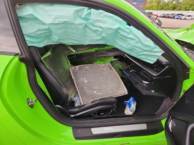 2020 Porsche 911 Carrera S — collision damage, reported by @alexpinson5