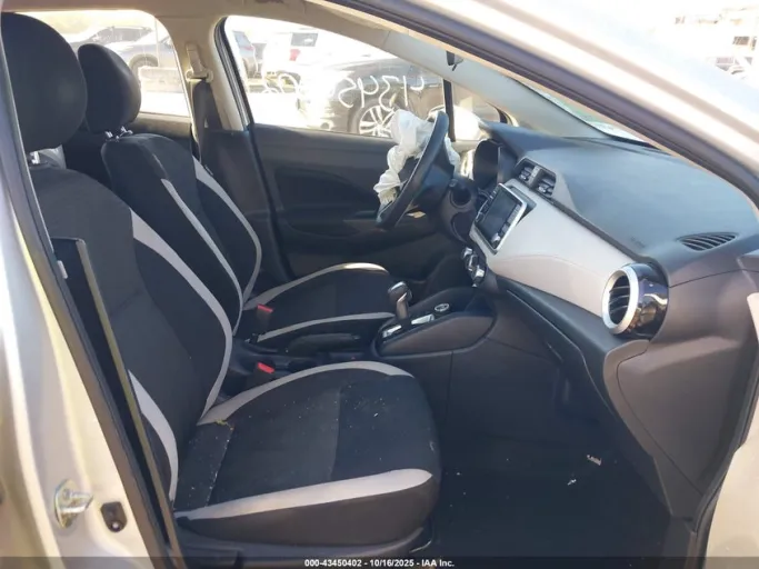 2021 Nissan Versa SV — collision damage, reported by @alexpinson5