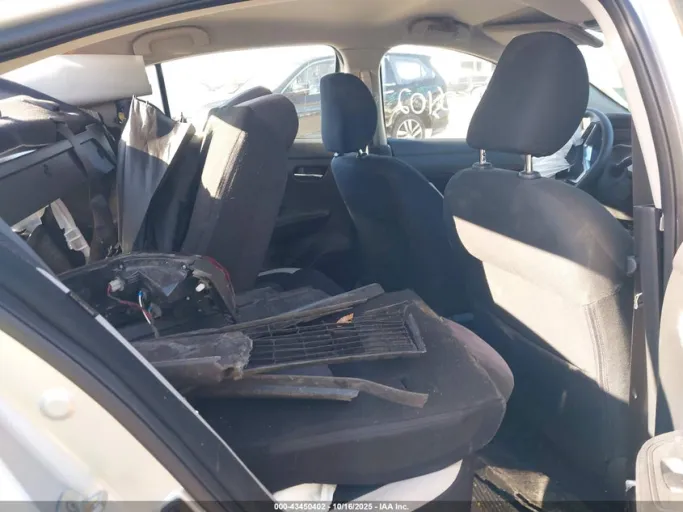 2021 Nissan Versa SV — collision damage, reported by @alexpinson5