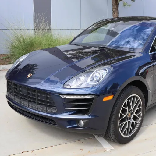 2015 Porsche Macan S — photo posted by @OsloRegistry