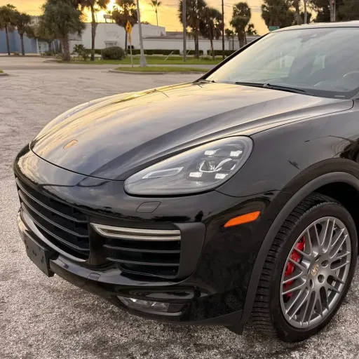 2016 Porsche Cayenne Turbo — photo posted by @OsloRegistry