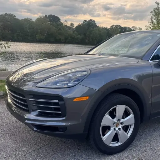 2019 Porsche Cayenne Base — photo posted by @OsloRegistry