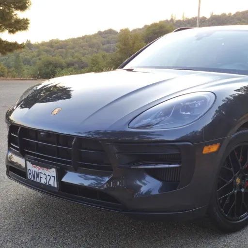 2021 Porsche Macan GTS — photo posted by @OsloRegistry