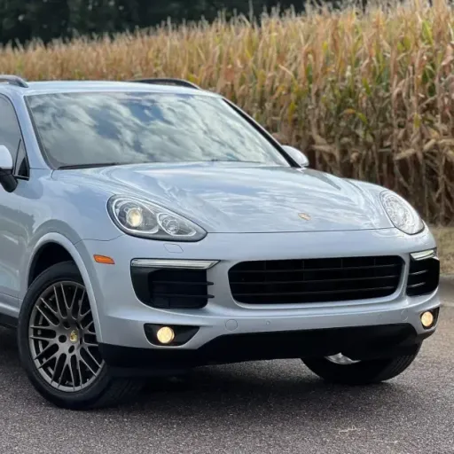 2017 Porsche Cayenne Platinum Edition — photo posted by @OsloRegistry