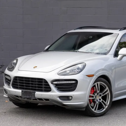 2013 Porsche Cayenne GTS — photo posted by @OsloRegistry